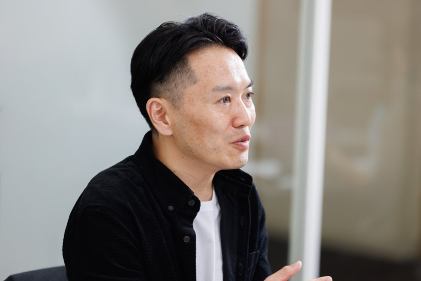 KADOKAWA グループ人事局 人事企画部 部長 菊本洋司(きくもと・ようじ)さん HPE、VMwareを経て、2017年よりドワンゴのインフラ共通基盤チームに参画。2019年に設立されたKADOKAWA Connected(現ドワンゴ)ではCCSO(Chief Customer Success Officer)としてCustomer Success部を牽引し、KADOKAWA従業員を顧客としたITツールを使った業務効率化を推進。現在はKADOKAWAのグループ人事局 人事企画部を担当。