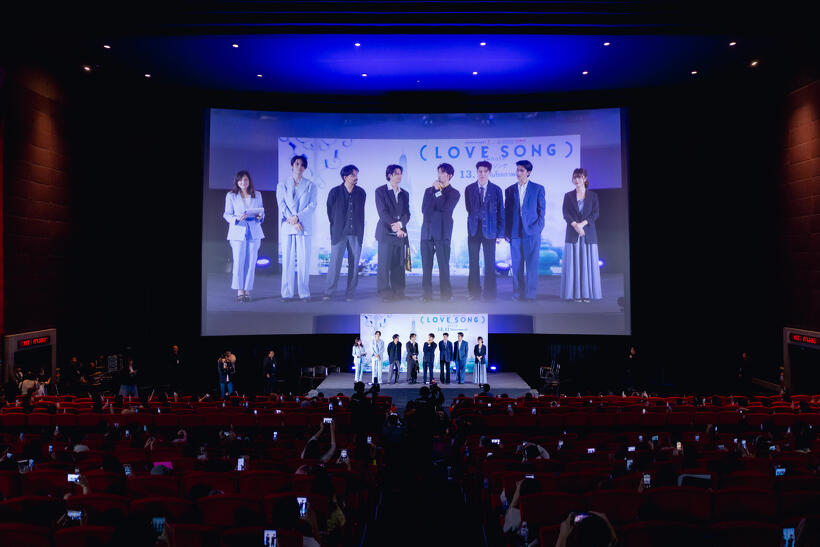 ステージに登壇